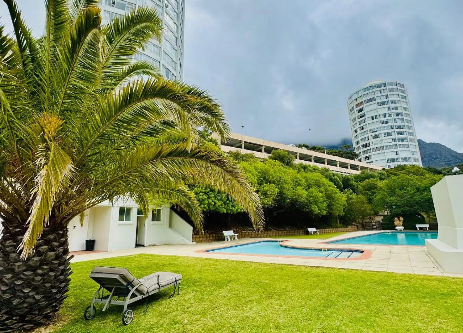 The Scenic Disa Park Apartment, Table Mountain, City & Ocean Views Cape Town South Africa